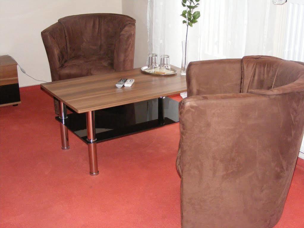 Pension Tempelhof Берлин Экстерьер фото