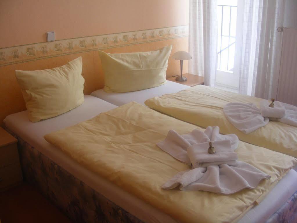 Pension Tempelhof Берлин Экстерьер фото