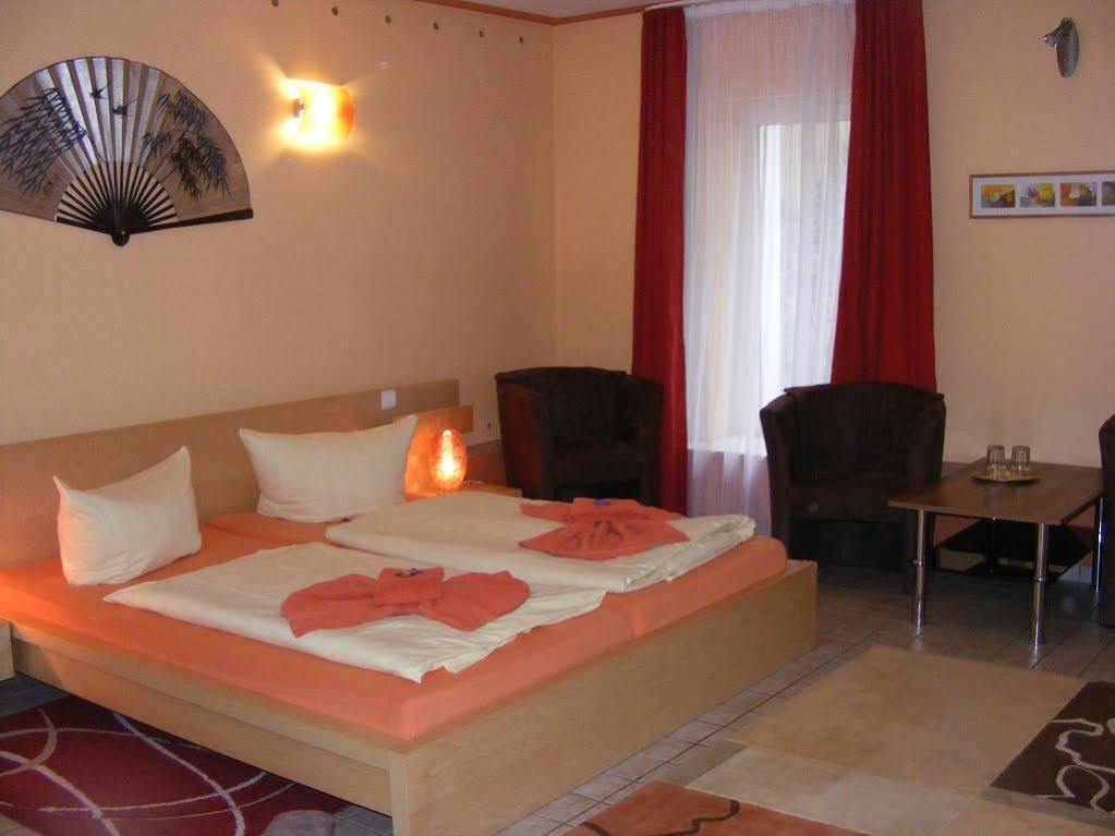Pension Tempelhof Берлин Экстерьер фото