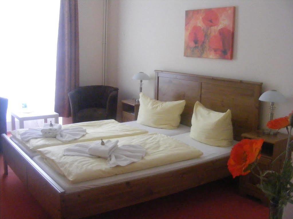 Pension Tempelhof Берлин Экстерьер фото